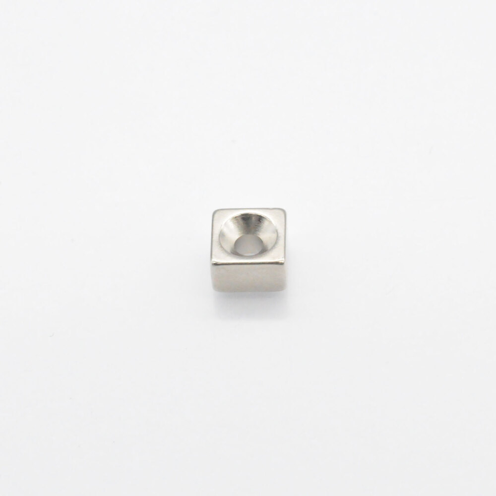 ネオジム磁石 プレートキャッチ 角型 5×5×3