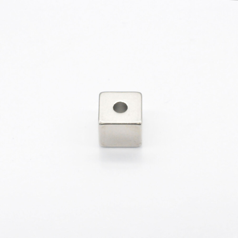 ネオジム磁石 プレートキャッチ 角型 6×6×5