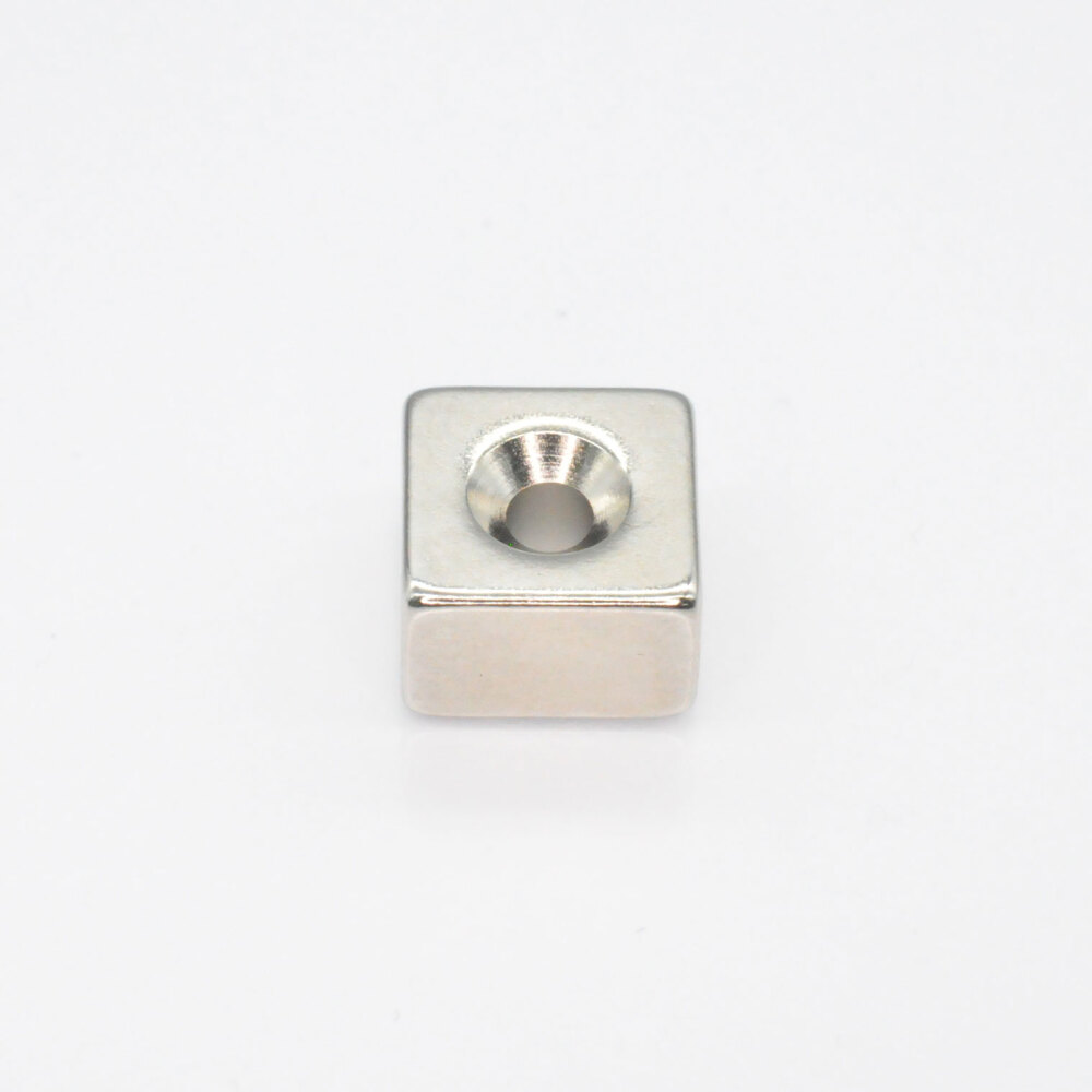 ネオジム磁石 プレートキャッチ 角型 8×8×5