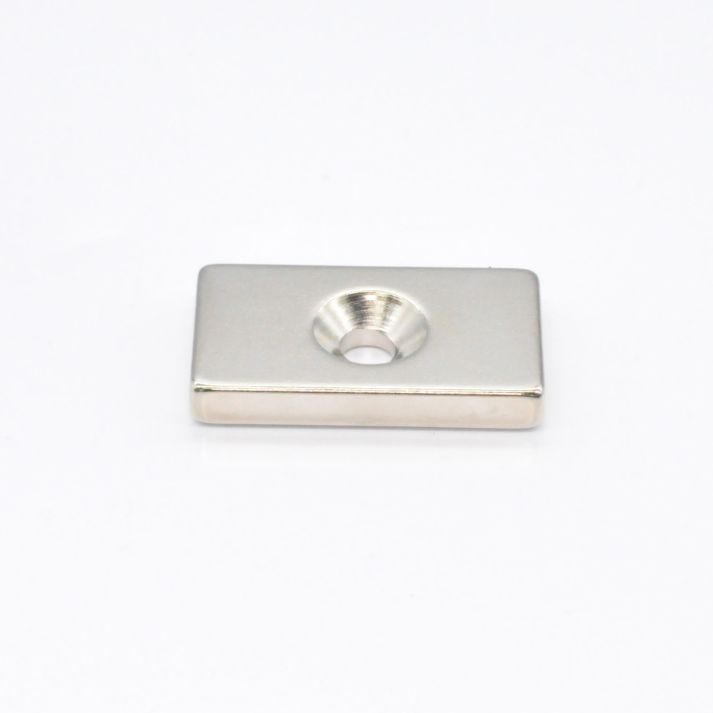 ネオジム磁石 プレートキャッチ 角型 34.5×20×5